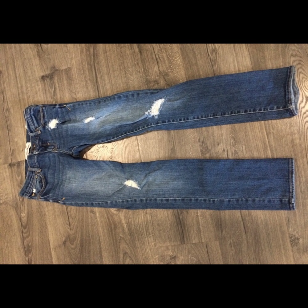 Girl’s distressed jeans size 14 Slim